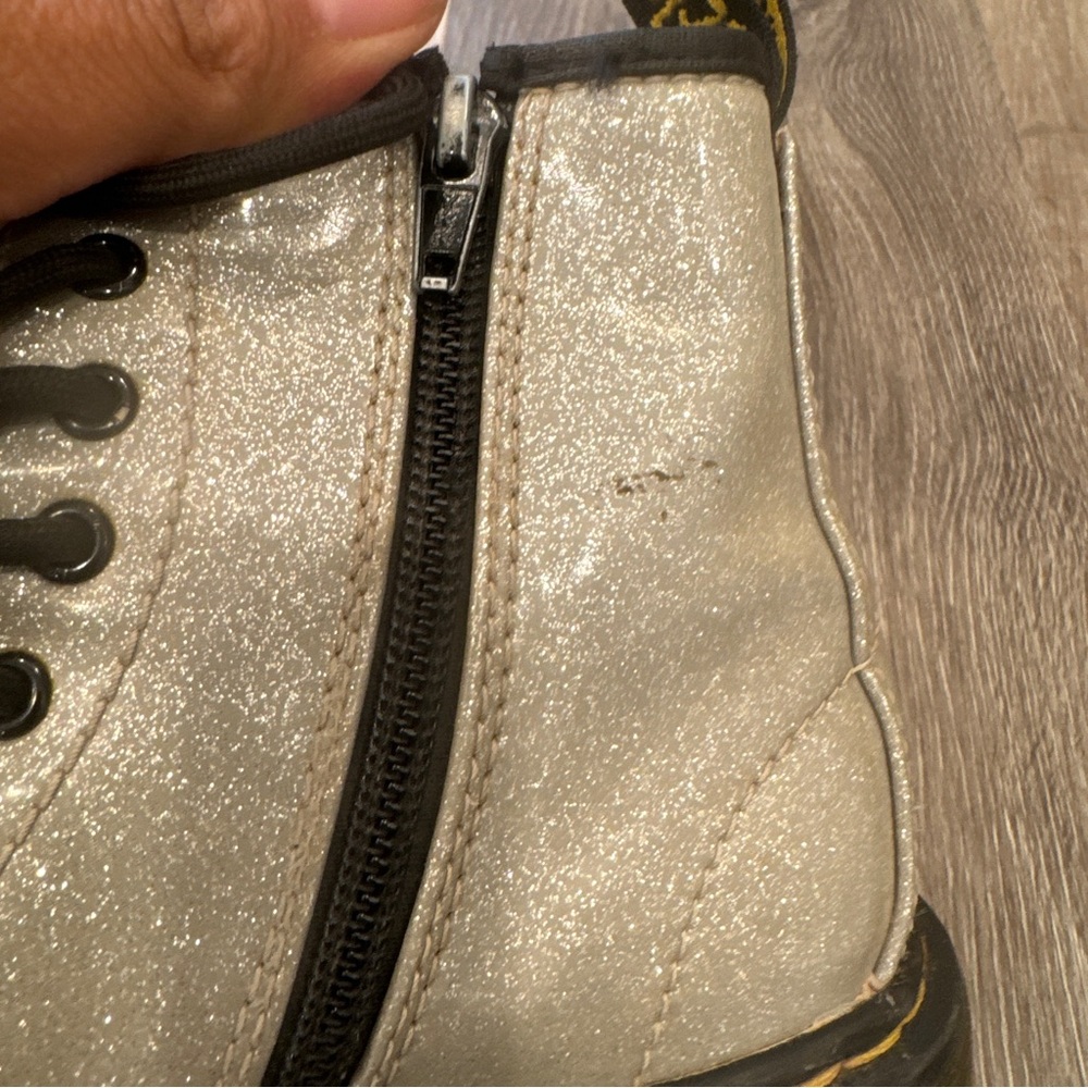 Dr Martens 1460 Silver Glitter Combat Boots Girls 1 8 Eye Lace Up Shoes Chunky - Picture 3 of 6